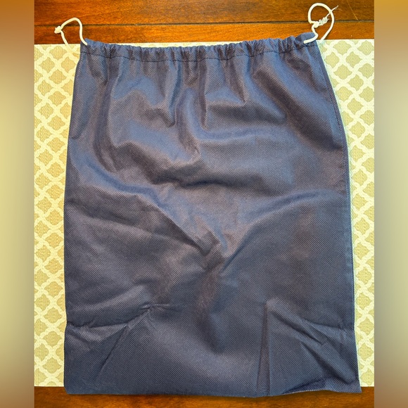 NWOT🌸Dooney & Burke Suede Bucket Bag (on trend right now!) - Picture 16 of 16